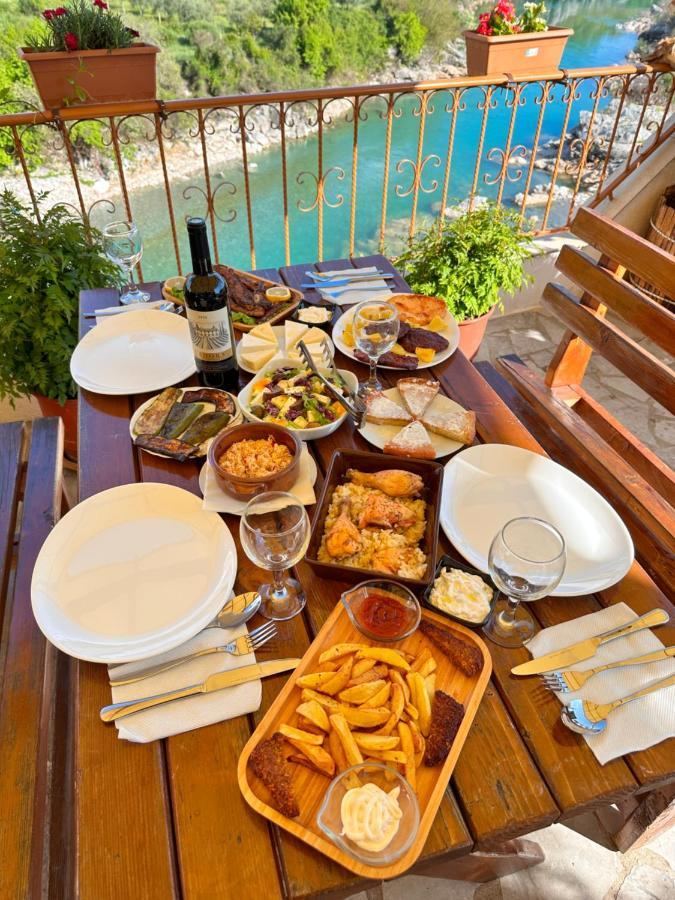Hotel Kalaja Boks Екстериор снимка