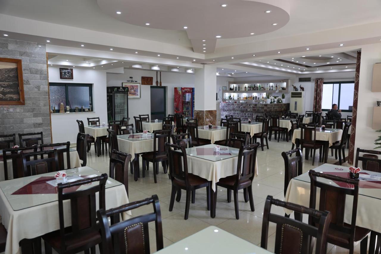Hotel Kalaja Boks Екстериор снимка
