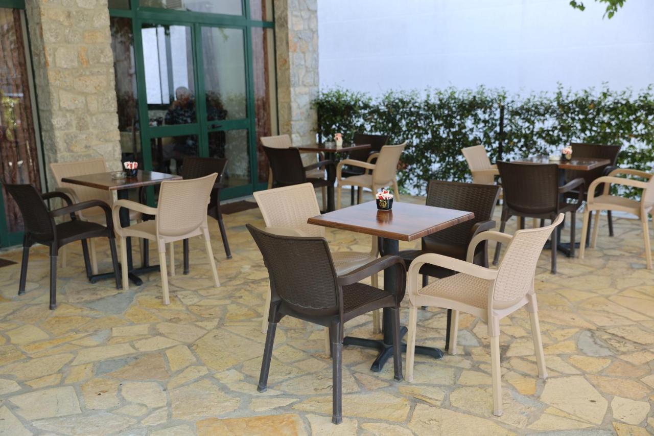 Hotel Kalaja Boks Екстериор снимка