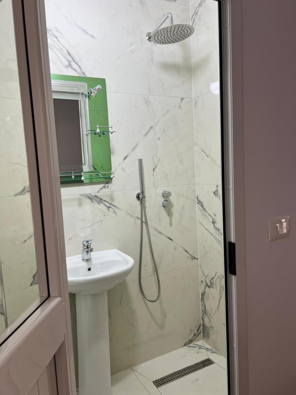 Hotel Kalaja Boks Екстериор снимка