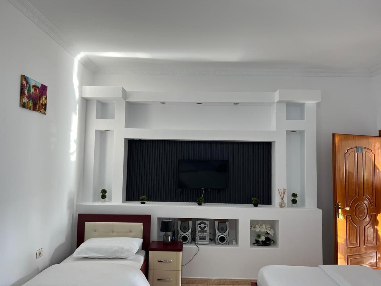 Hotel Kalaja Boks Екстериор снимка